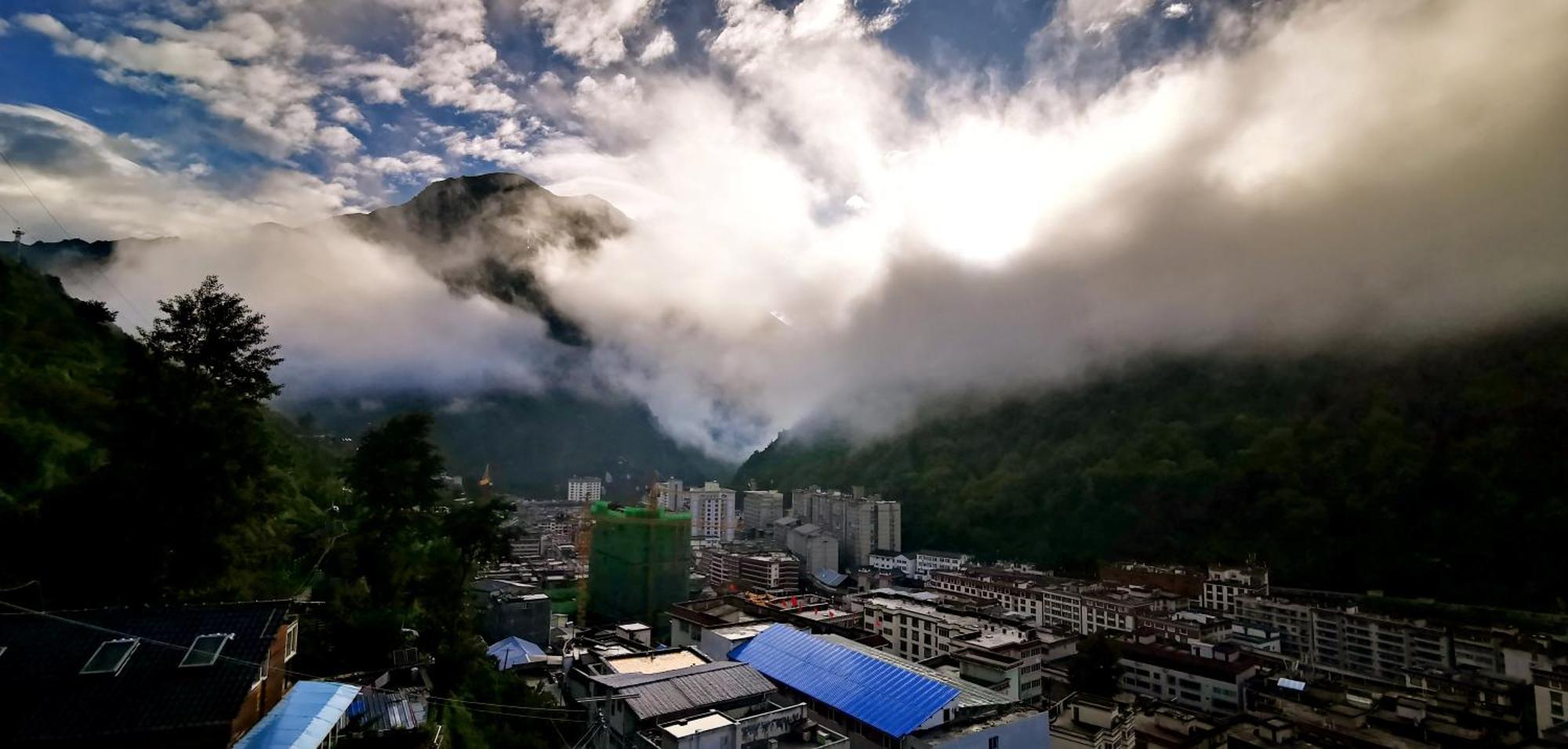 Kangding Guozhuang Nan Wu Hao Boutique Inn Luaran gambar